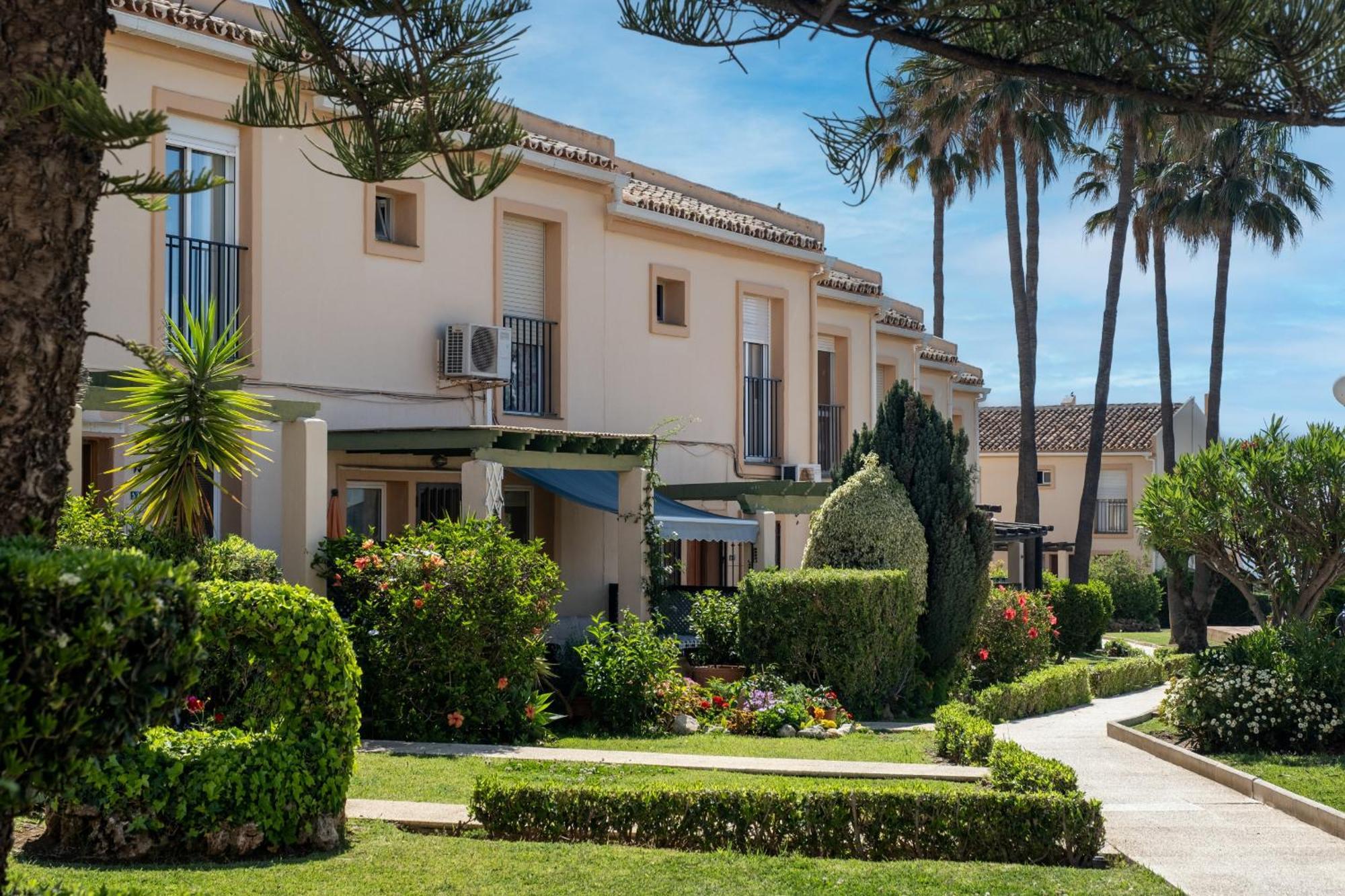 Mijas Costa Blue Sky Sea Views By Alfresco Apartment